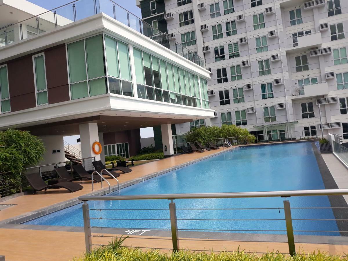 Abreeza Place By Chriza Davao City Eksteriør bilde